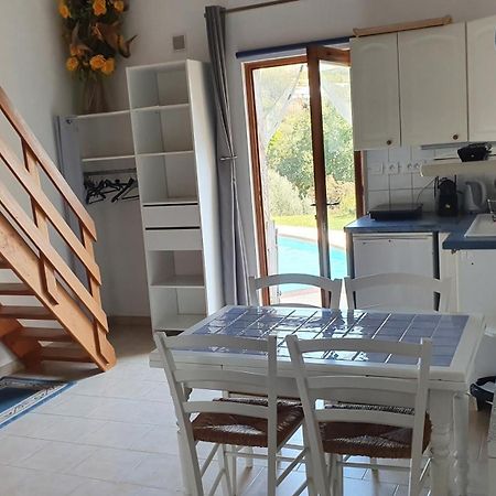 Studio-Mezzanine Dans Villa Cagnes-sur-Mer Bagian luar foto