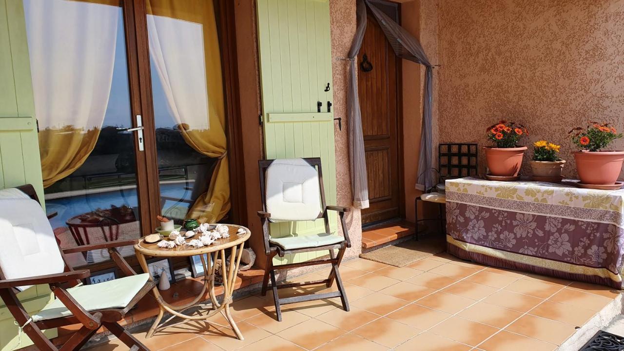 Studio-Mezzanine Dans Villa Cagnes-sur-Mer Bagian luar foto