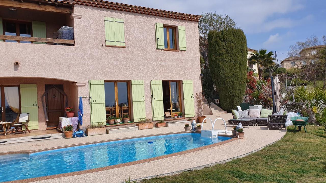 Studio-Mezzanine Dans Villa Cagnes-sur-Mer Bagian luar foto