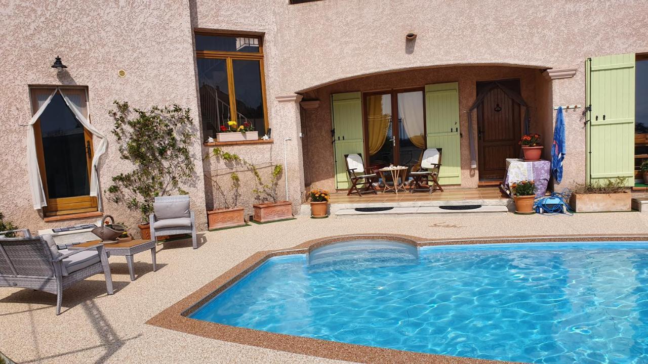 Studio-Mezzanine Dans Villa Cagnes-sur-Mer Bagian luar foto